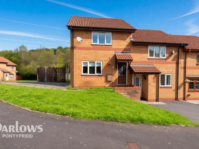 House for sale in Pontypridd, Wales