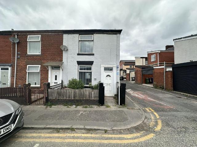 House for sale in Fernhill, Bury