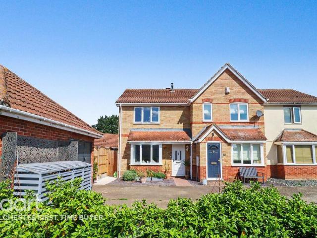 House for sale in Chelmondiston, Suffolk