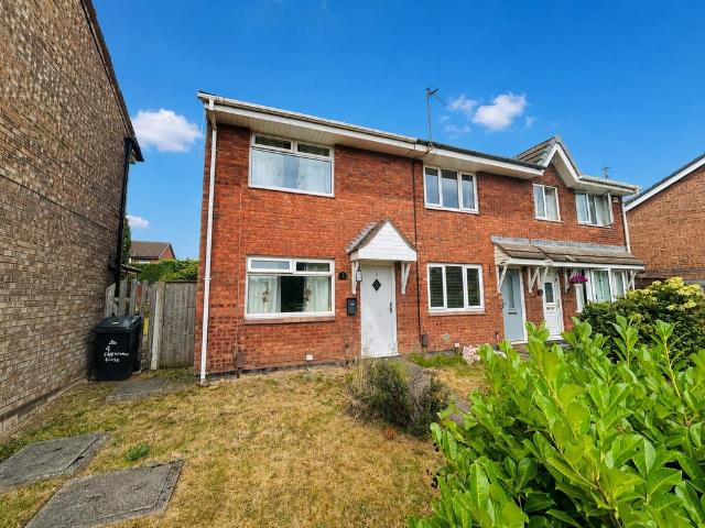 House for sale in Shell Green, Widnes