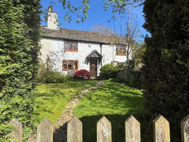 House for sale in Greater Manchester