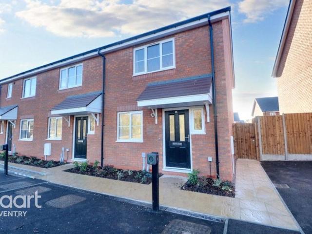 House for sale in Green Close, Warwickshire