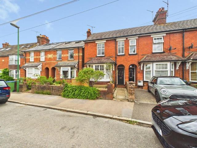 House for sale in Highwood, Horsham