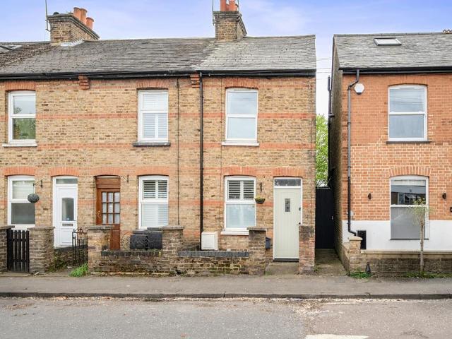 House for sale in Moneyhill, Batchworth