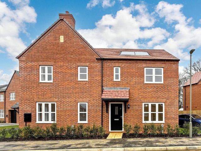 House for sale in Evershot, Oxfordshire