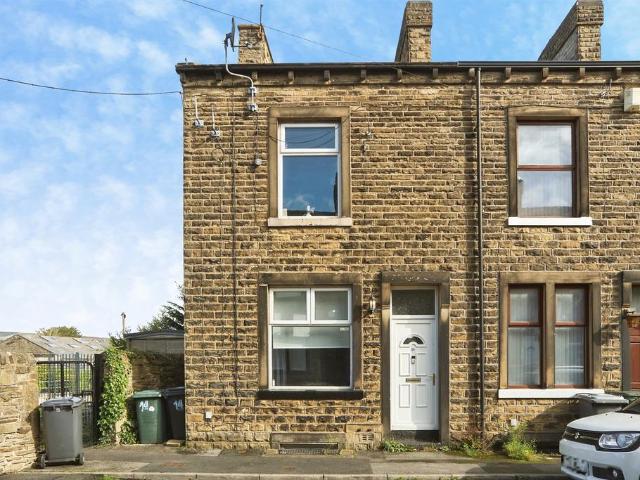 House for sale in Bogthorn, Bradford