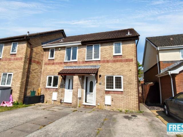 House for sale in Gowerton, Wales