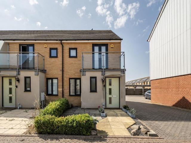 House for sale in South Ockendon, Essex