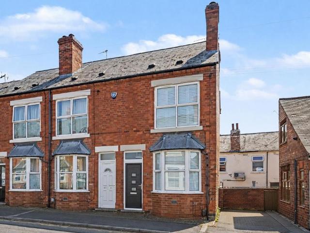 House for sale in Caldermill, East Midlands