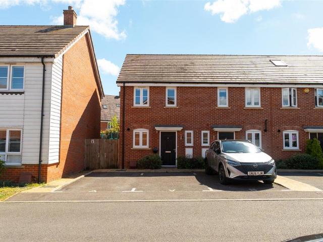 House for sale in Midway, Kent