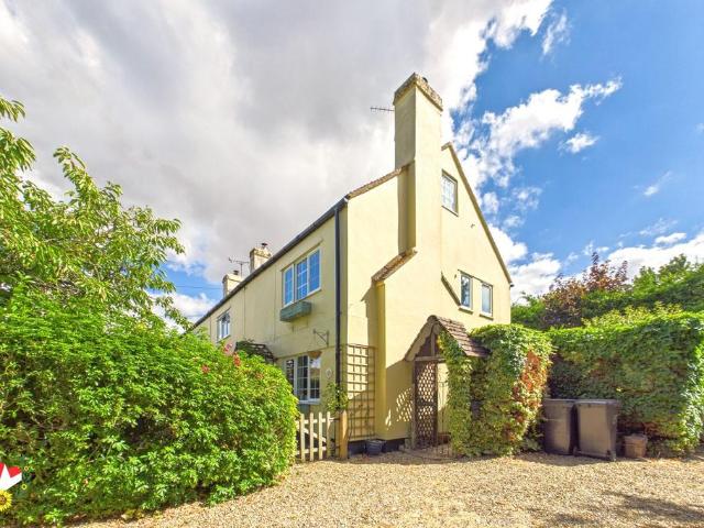 House for sale in Gloucester, Gloucestershire