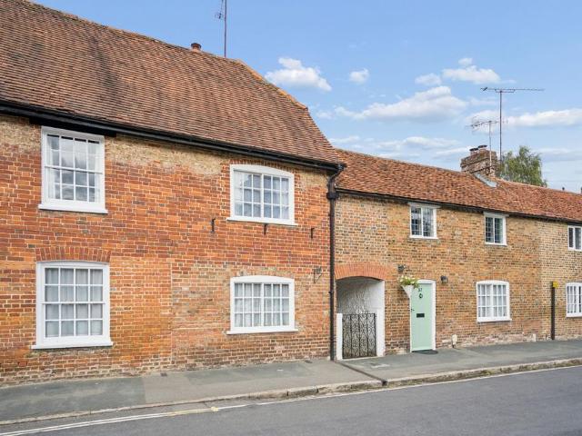 House for sale in Missendens Community Board, South Heath