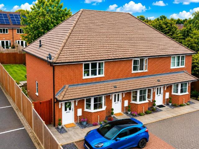 House for sale in Pouchen End, Hertfordshire