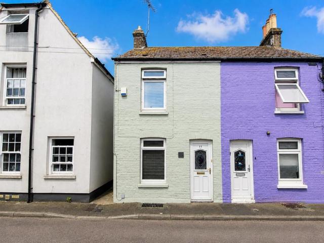 House for sale in Chilton, Acol