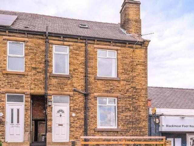 House for sale in Milnsbridge, West Yorkshire