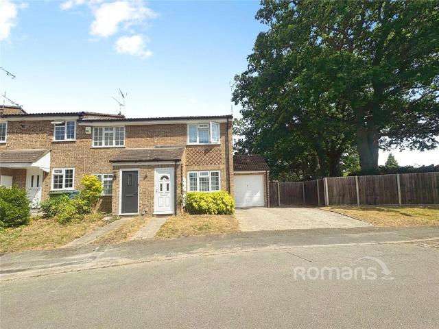 House for sale in Little Sandhurst