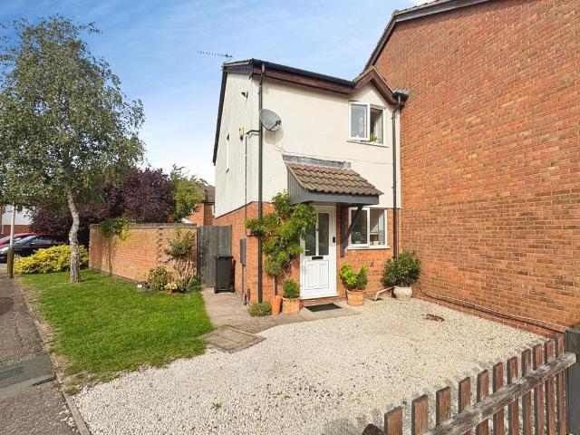 House for sale in Knighton Fields, Leicester