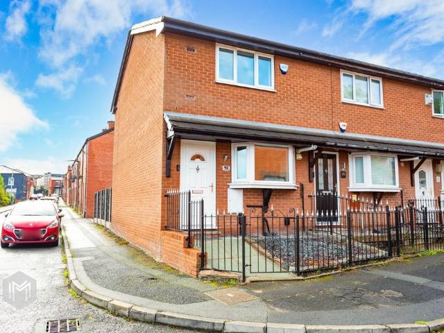 House for sale in Farnworth, Bolton