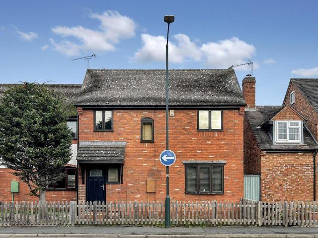 House for sale in Alderminster, Warwickshire