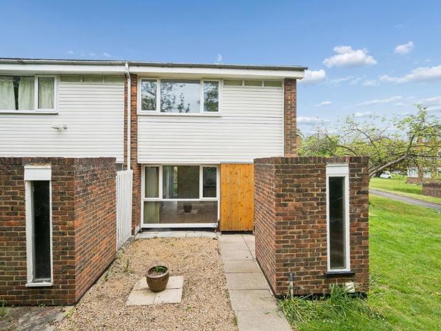 House for sale in Northwood, Greater London