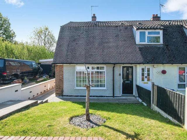House for sale in Dixons Green, West Midlands