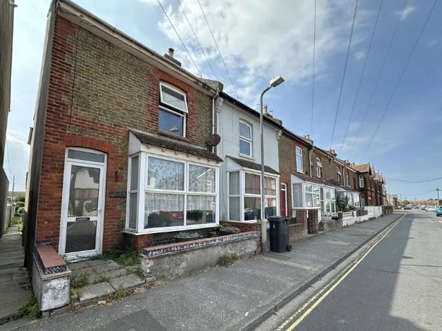 House for sale in Middle Deal, Ash