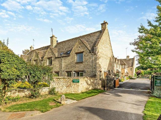 House for sale in Black Bourton, Oxfordshire