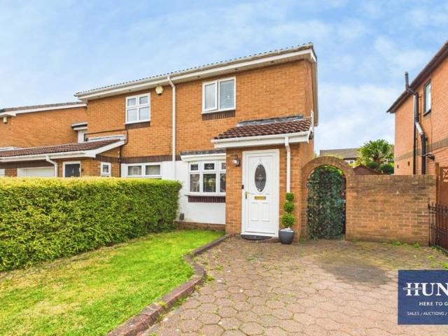 House for sale in Fulford Grange, Tyne And Wear