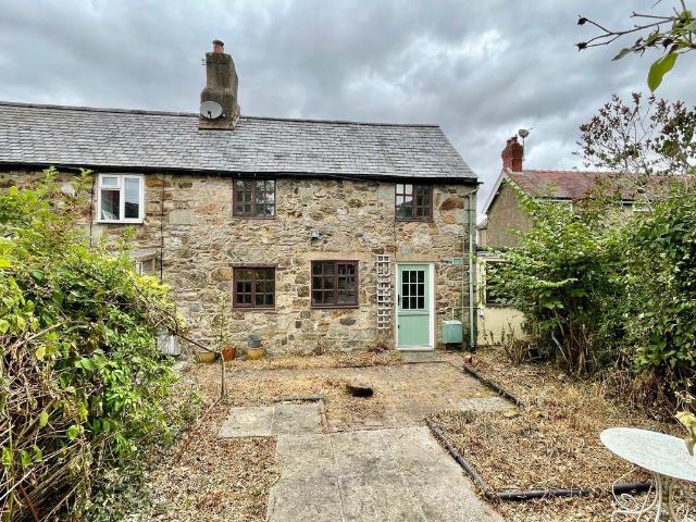 House for sale in Rhosywaun, Chirk