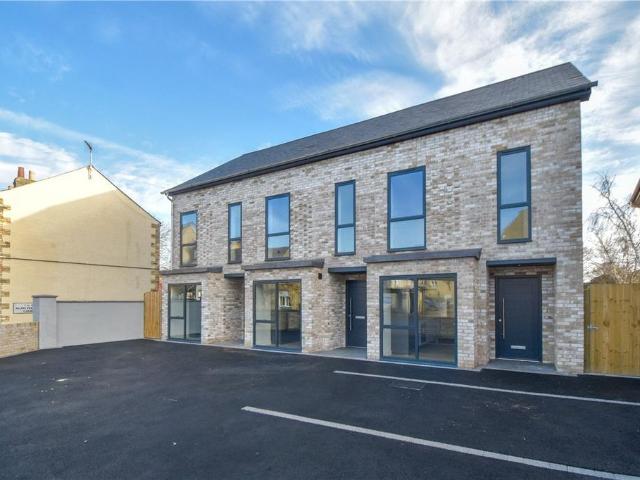 House for sale in Lynfield Court, Cambridge