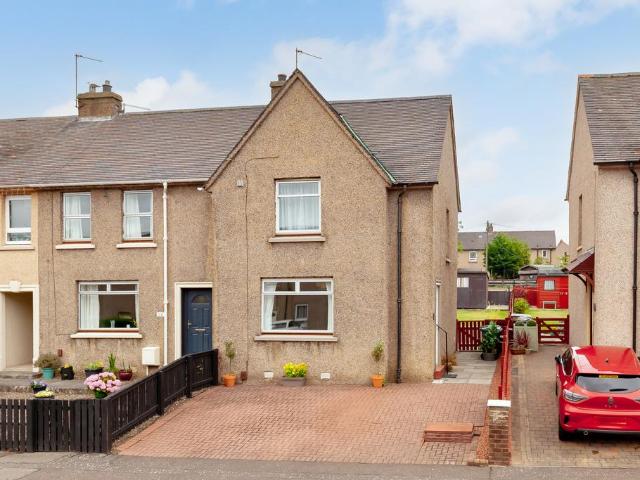 House for sale in Clermiston, Scotland