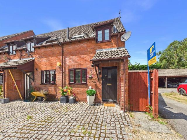 House for sale in Golden Valley, Gloucestershire