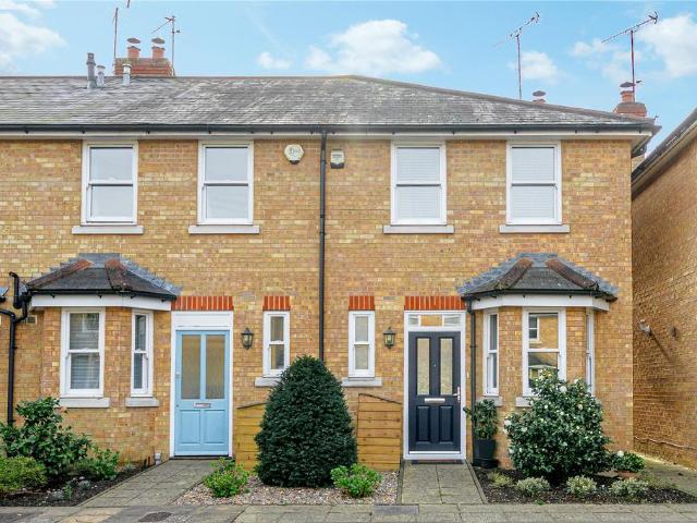 House for sale in Strawberry Hill, Greater London