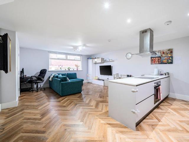 House for sale in Greater London