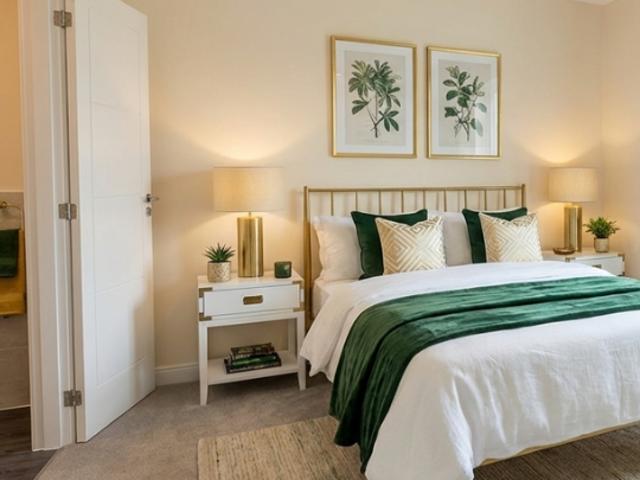 House for sale in Littlecote, West Sussex