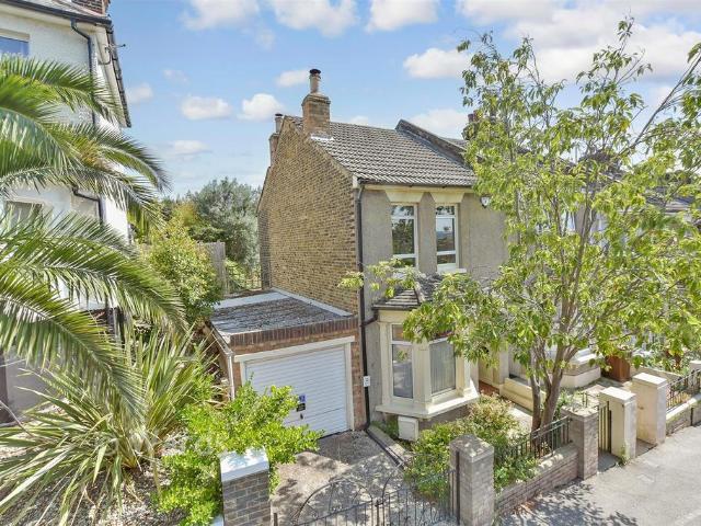 House for sale in Strood