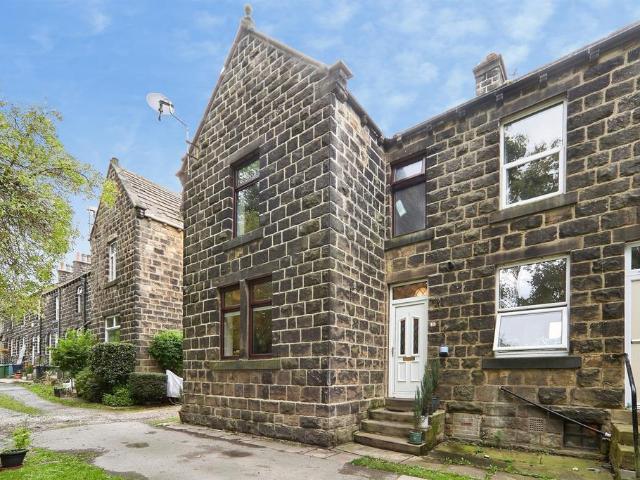 House for sale in Westfield, Guiseley