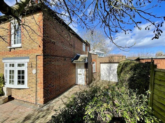 House for sale in Blackhills, Surrey