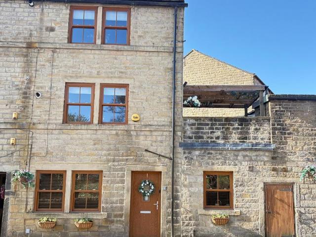 House for sale in West Yorkshire