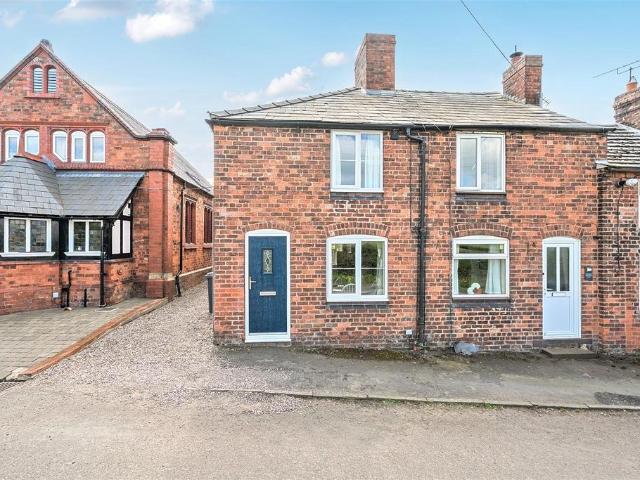 House for sale in Chorlton Lane, Cheshire