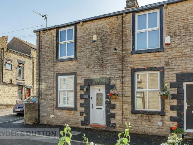 House for sale in Saddleworth, Pendock