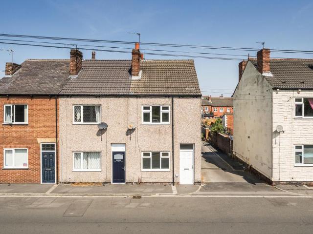 House for sale in Cutsyke, Castleford