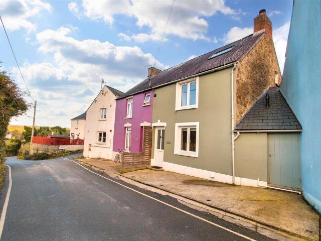 House for sale in St Dogmaels, Wales