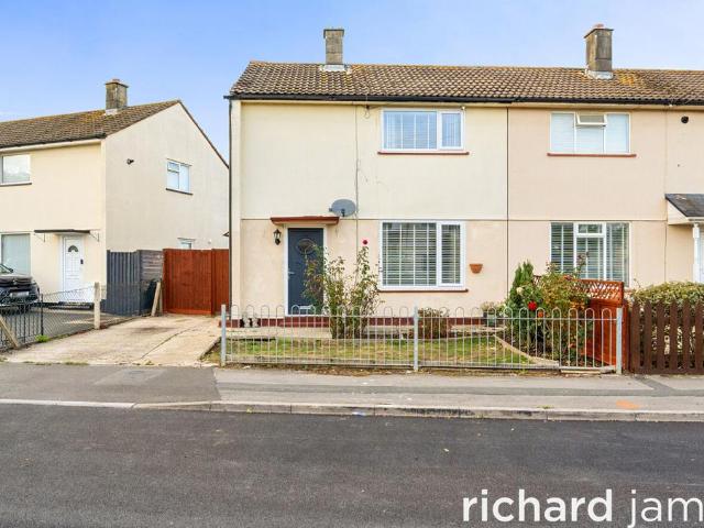 House for sale in Walcot East, Swindon