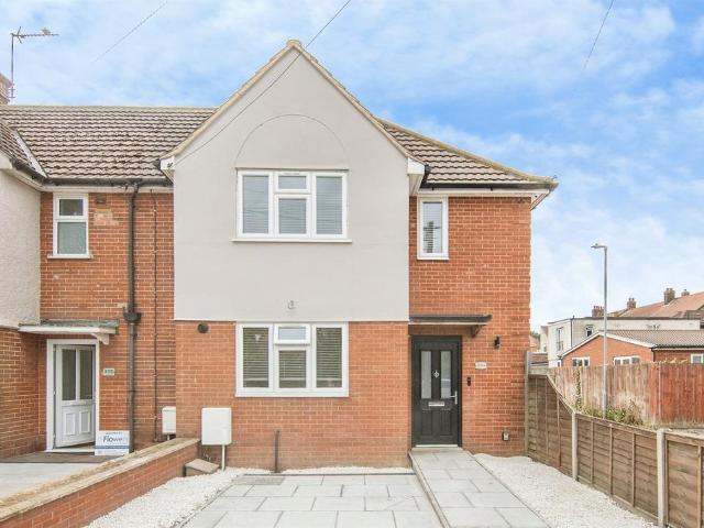 House for sale in Key Street, Suffolk