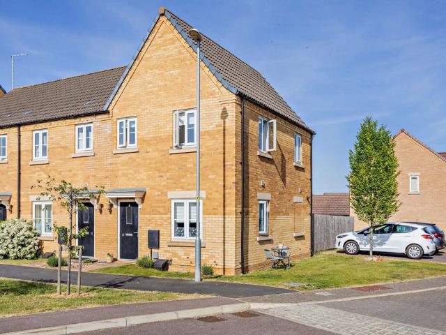 House for sale in Oundle
