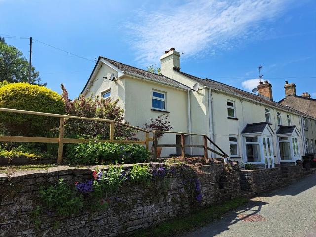 House for sale in Talybont-on-Usk, Wales