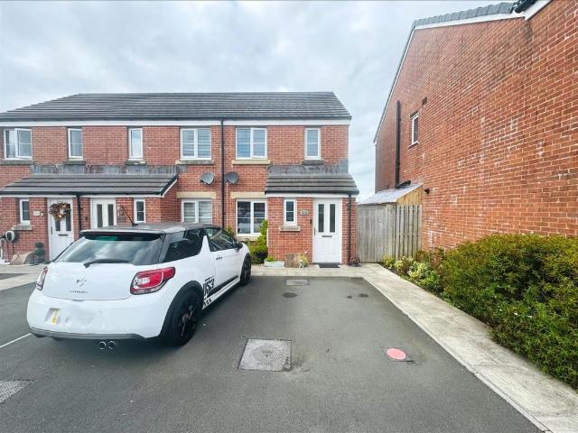 House for sale in The Paddocks at Ffos Las, Carway