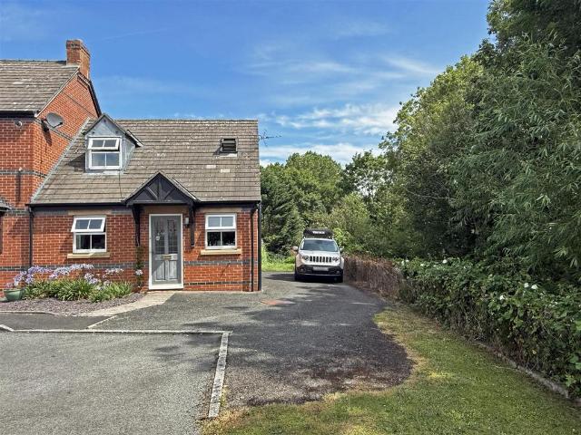 House for sale in Greenfields, Frankwell
