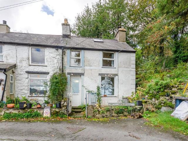House for sale in Llanrug, Cwm-y-glo